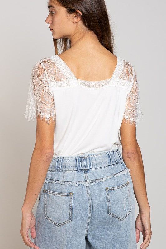 Top - "Pol" Scallop Trim Lace