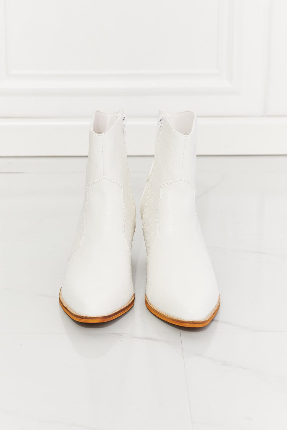 MMShoes Watertower Town Faux Leather Western Ankle Boots in White