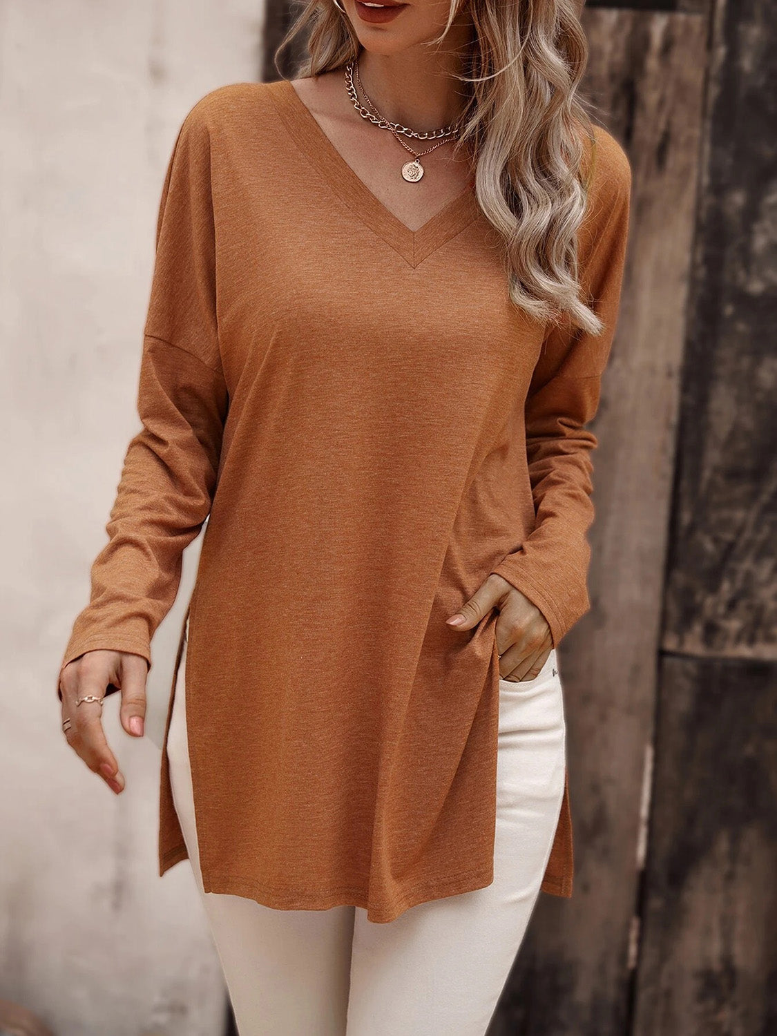 Top - V-Neck Long Sleeve Slit